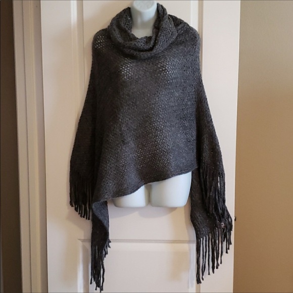 Asymmetric Turtle Neck Poncho - Picture 2 of 5